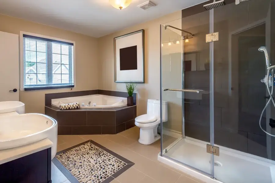 Benefits Of Updating Your Bathroom With Professional Remodeling in Pico Rivera CA